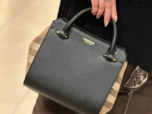 BURBERRY Outlet 6415