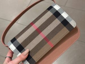 BURBERRY Outlet 6430