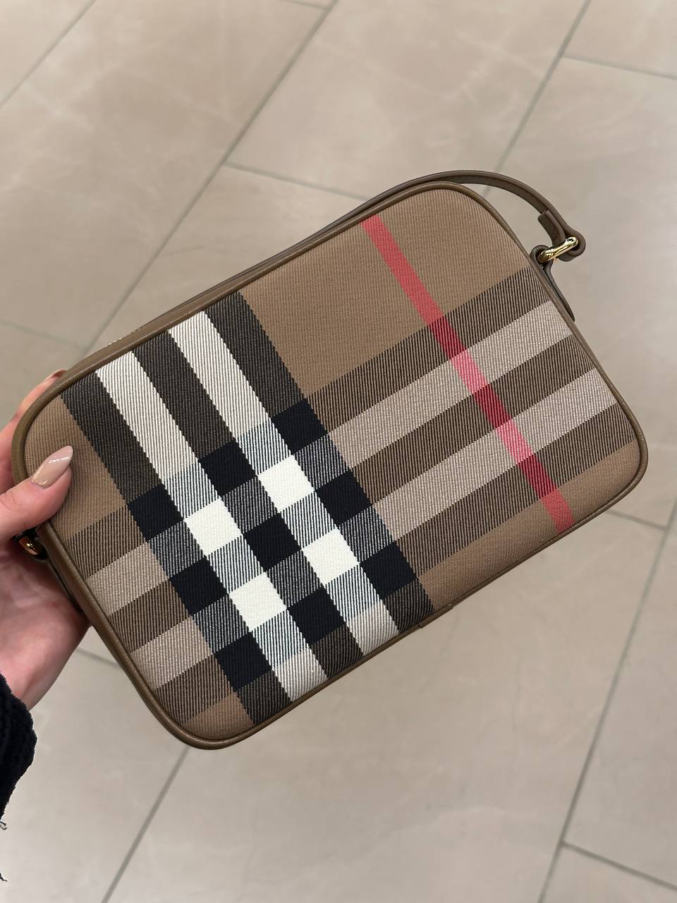 BURBERRY Outlet 6434
