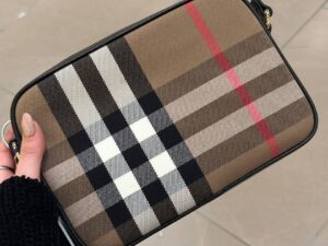 BURBERRY Outlet 6435