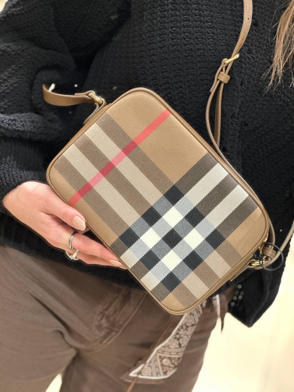BURBERRY Outlet 6436