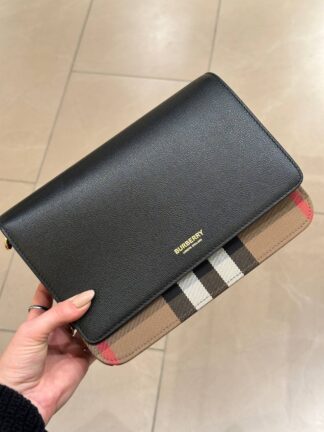 BURBERRY Outlet 6439