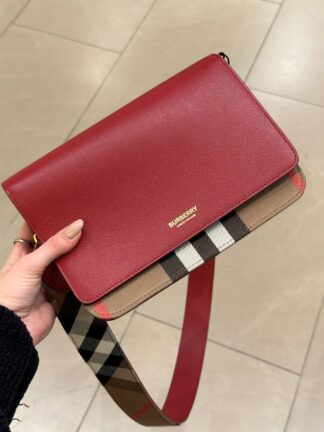 BURBERRY Outlet 6443