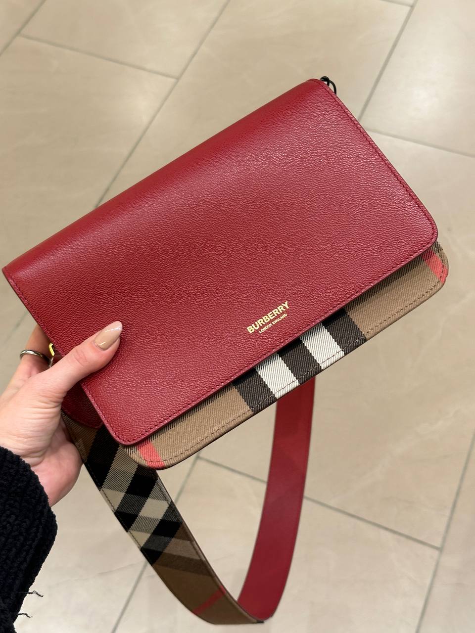 BURBERRY Outlet 6443