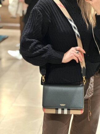 BURBERRY Outlet 6445