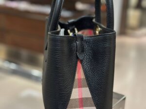 BURBERRY Outlet 6460