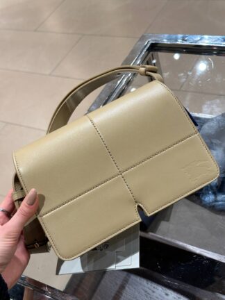 BURBERRY Outlet 6474