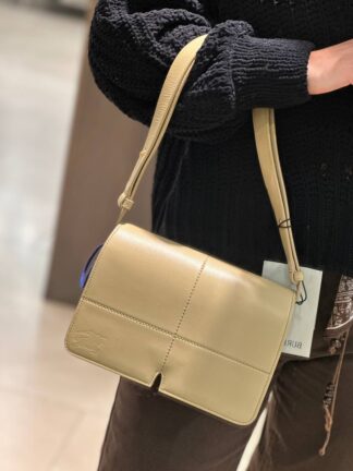 BURBERRY Outlet 6476