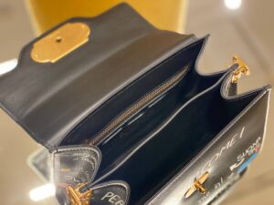 DOLCE & GABBANA OUTLETS 159791