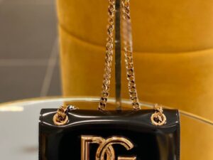 DOLCE & GABBANA OUTLETS 161493