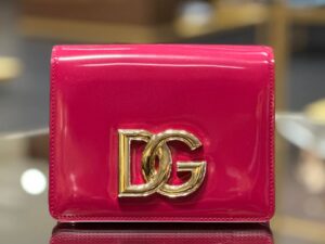DOLCE & GABBANA OUTLETS 161526