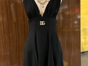 DOLCE & GABBANA OUTLETS 161888