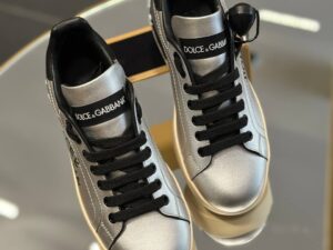 DOLCE & GABBANA OUTLETS 163740