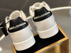 DOLCE & GABBANA OUTLETS 163802