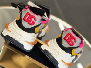 DOLCE & GABBANA OUTLETS 163849