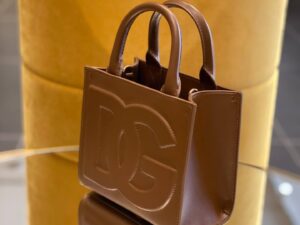 DOLCE & GABBANA OUTLETS 165206