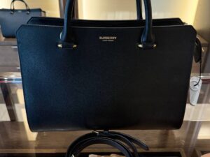 BURBERRY OUTLET 6856