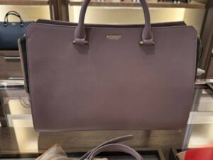 BURBERRY OUTLET 6875