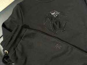 ROBERTO CAVALLI OUTLETS 10040