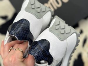 ROBERTO CAVALLI OUTLETS 9945