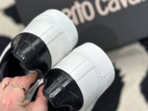 ROBERTO CAVALLI OUTLETS 9965