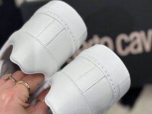 ROBERTO CAVALLI OUTLETS 9989