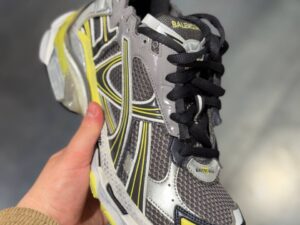 BALENCIAGA Outlet 879