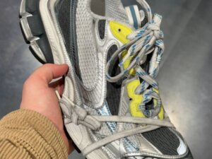 BALENCIAGA Outlet 886