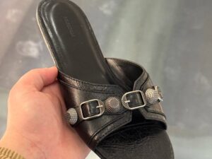 BALENCIAGA Outlet 898