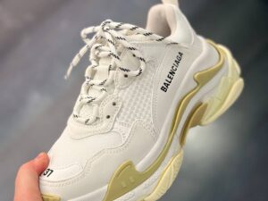 BALENCIAGA Outlet 923