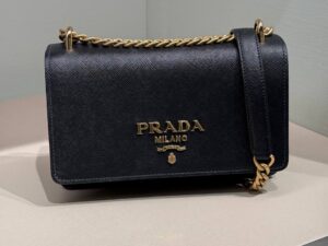 PRADA OUTLET 104129