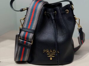 PRADA OUTLET 104162