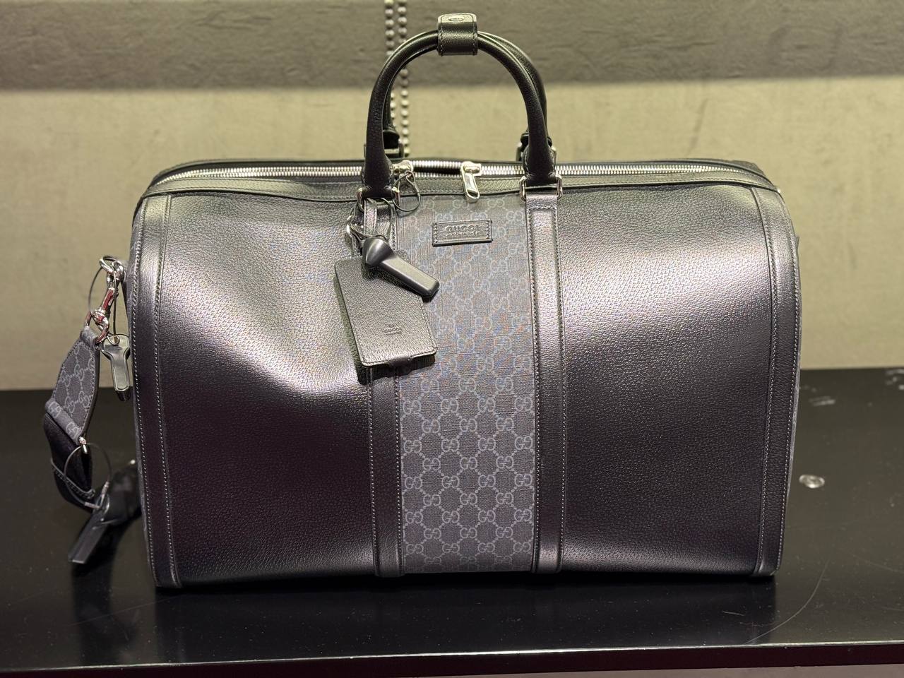 Gucci 3023