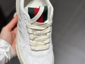 Gucci 3048