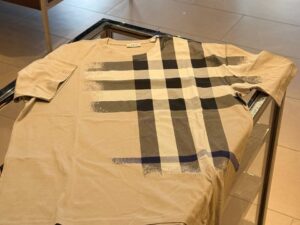 BURBERRY OUTLET 8234