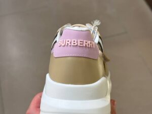 BURBERRY OUTLET 8249