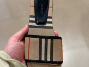 BURBERRY OUTLET 8261