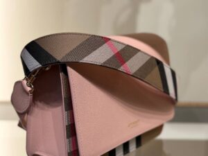 BURBERRY OUTLET 8289