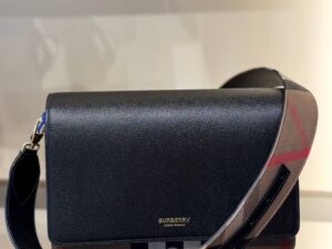 BURBERRY OUTLET 8291