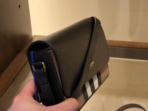 BURBERRY OUTLET 8299