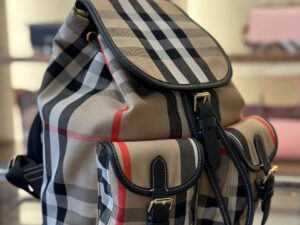 BURBERRY OUTLET 8324