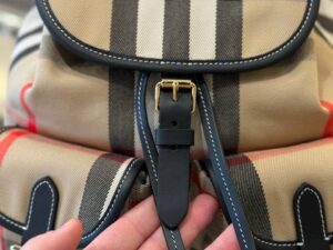 BURBERRY OUTLET 8325