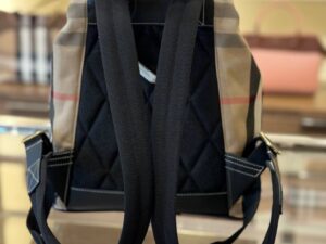 BURBERRY OUTLET 8326