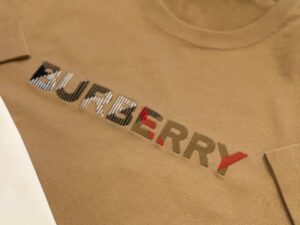BURBERRY OUTLET 8952