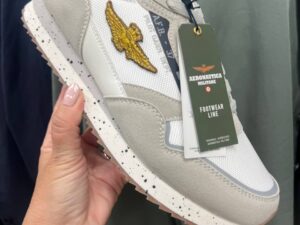 Glamour Boutique 96825