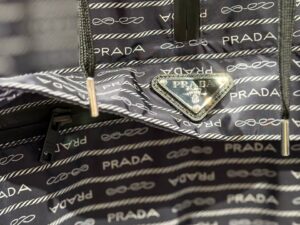 PRADA OUTLET 119905