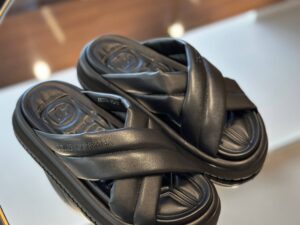 Dolce & Gabbana Outlets 190052