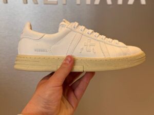 PREMIATA 19744