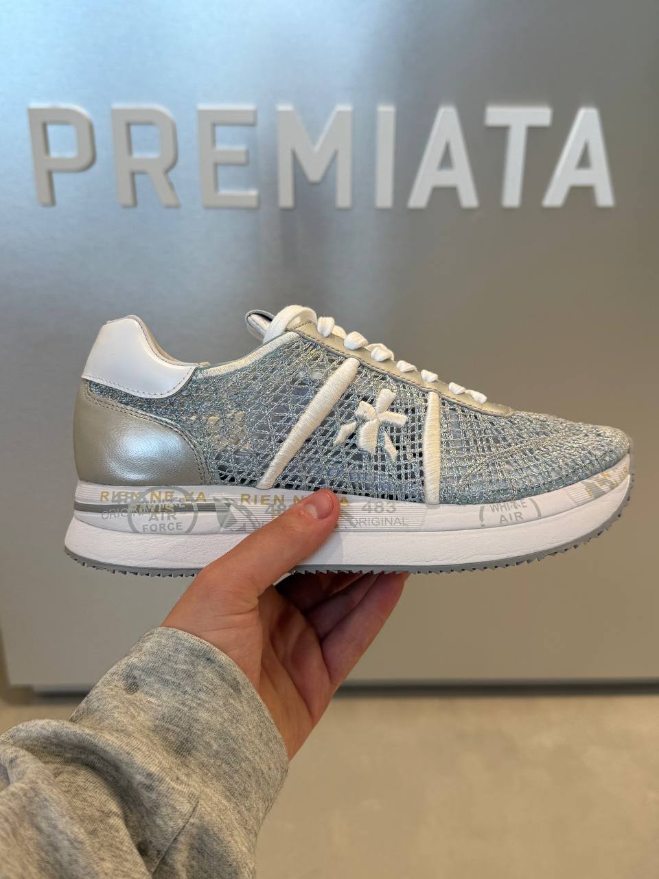 PREMIATA 19762
