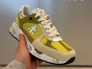 PREMIATA 19773